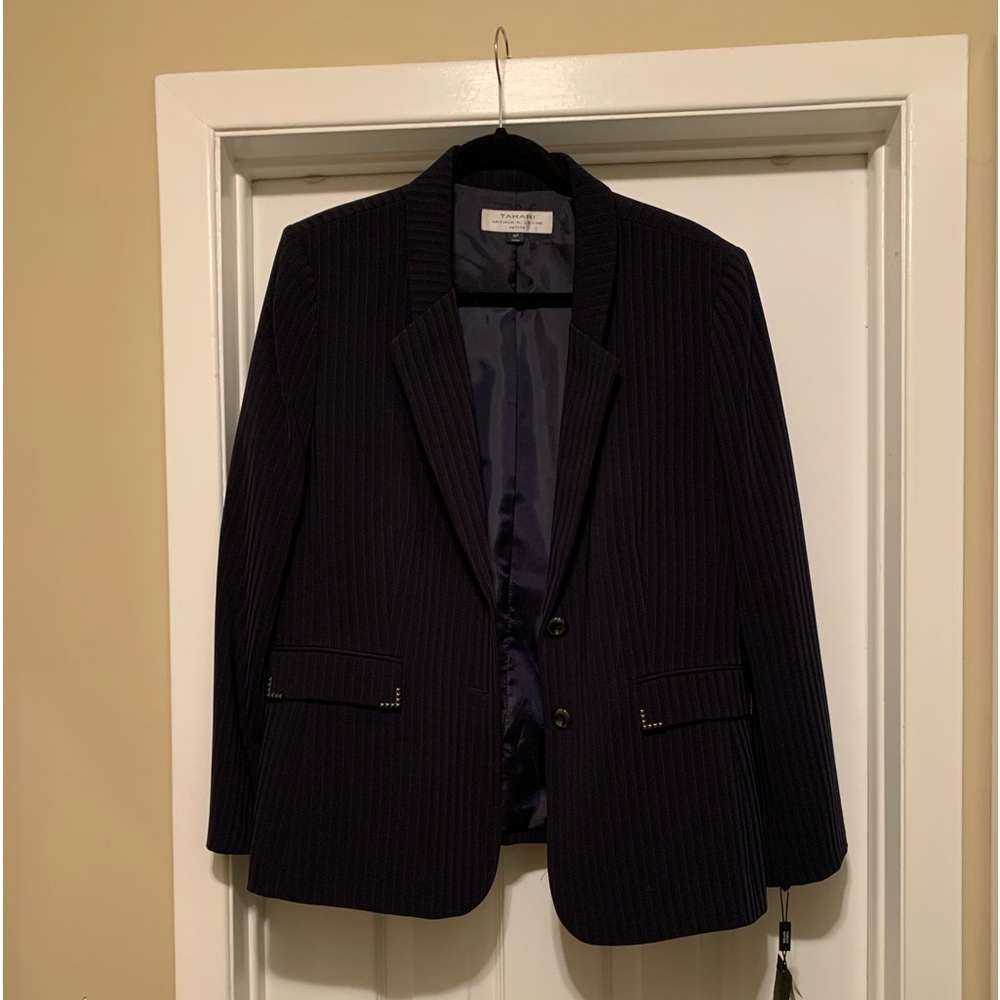 NEW Tahari Suit Jacket